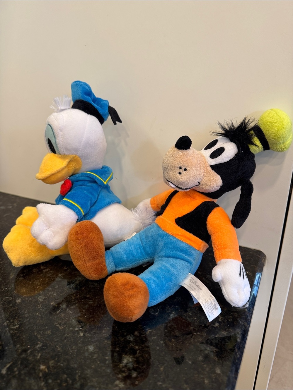 Disney Plush Donald Duck & Goofy Duo - Blue, Yellow, Orange, Brown - Picture 2 of 8